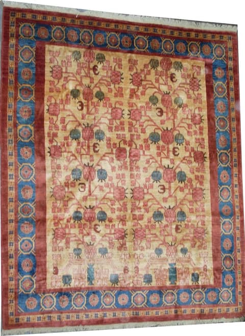 Khotan-Design Pomegranate Carpet