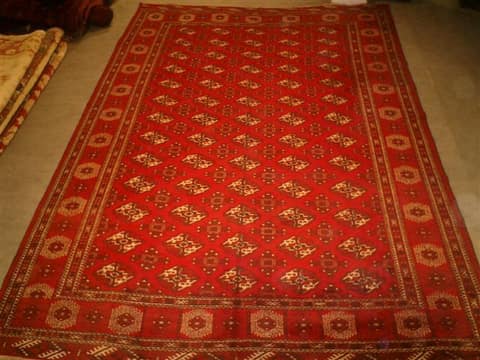 Turkmen 'Bokhara' Rug with Diagonal Güls