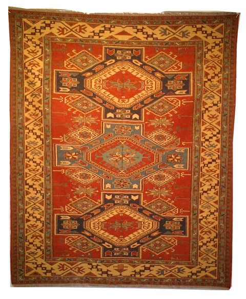 Ivory-Border Soumak With Triple Diamond Medallions