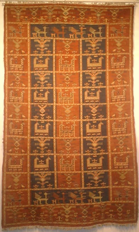 Classic Verneh Soumak With Compartmented Birds